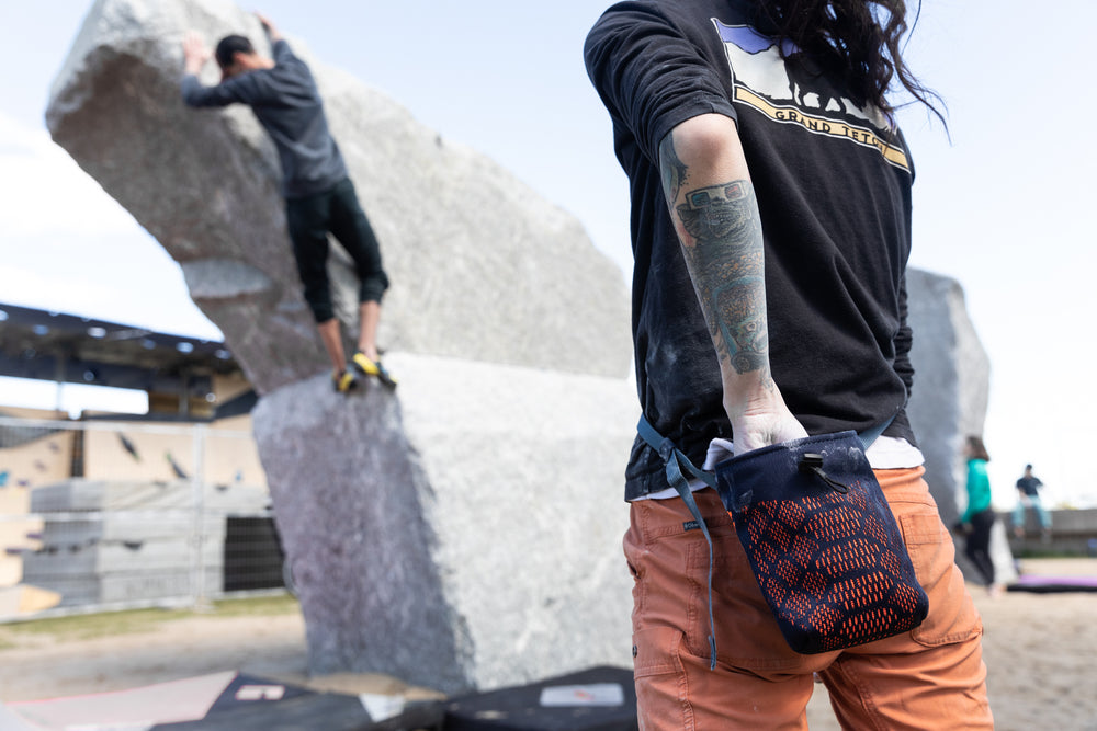 Mammut Crag Knit Chalk Bag – Climbing Escapes